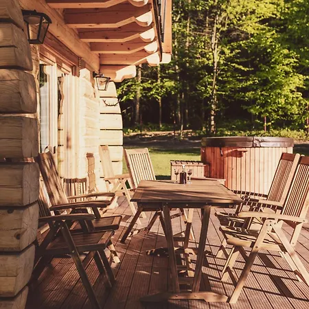 シャレー Na Stecowce イステブナ